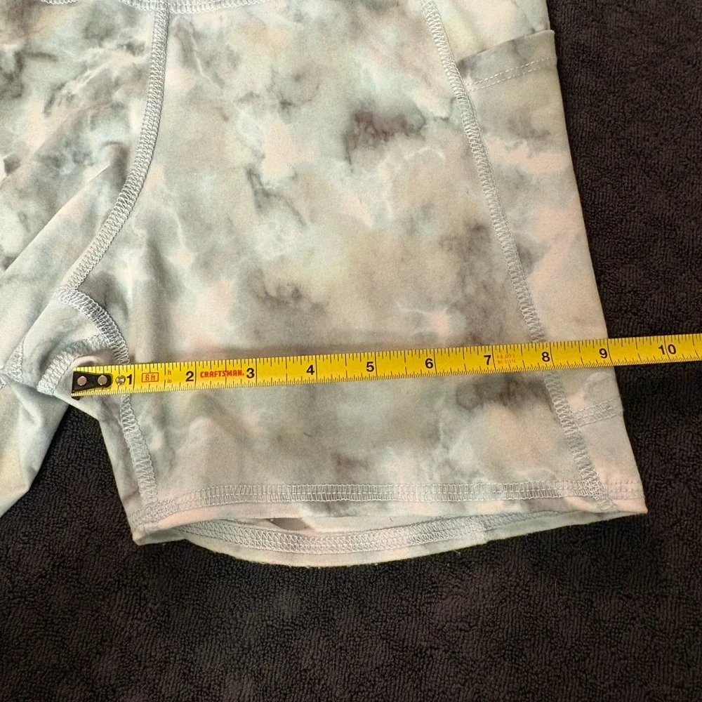 2 pair Women’s Evolution & Creation Tie-Dye Bike Shorts Size L